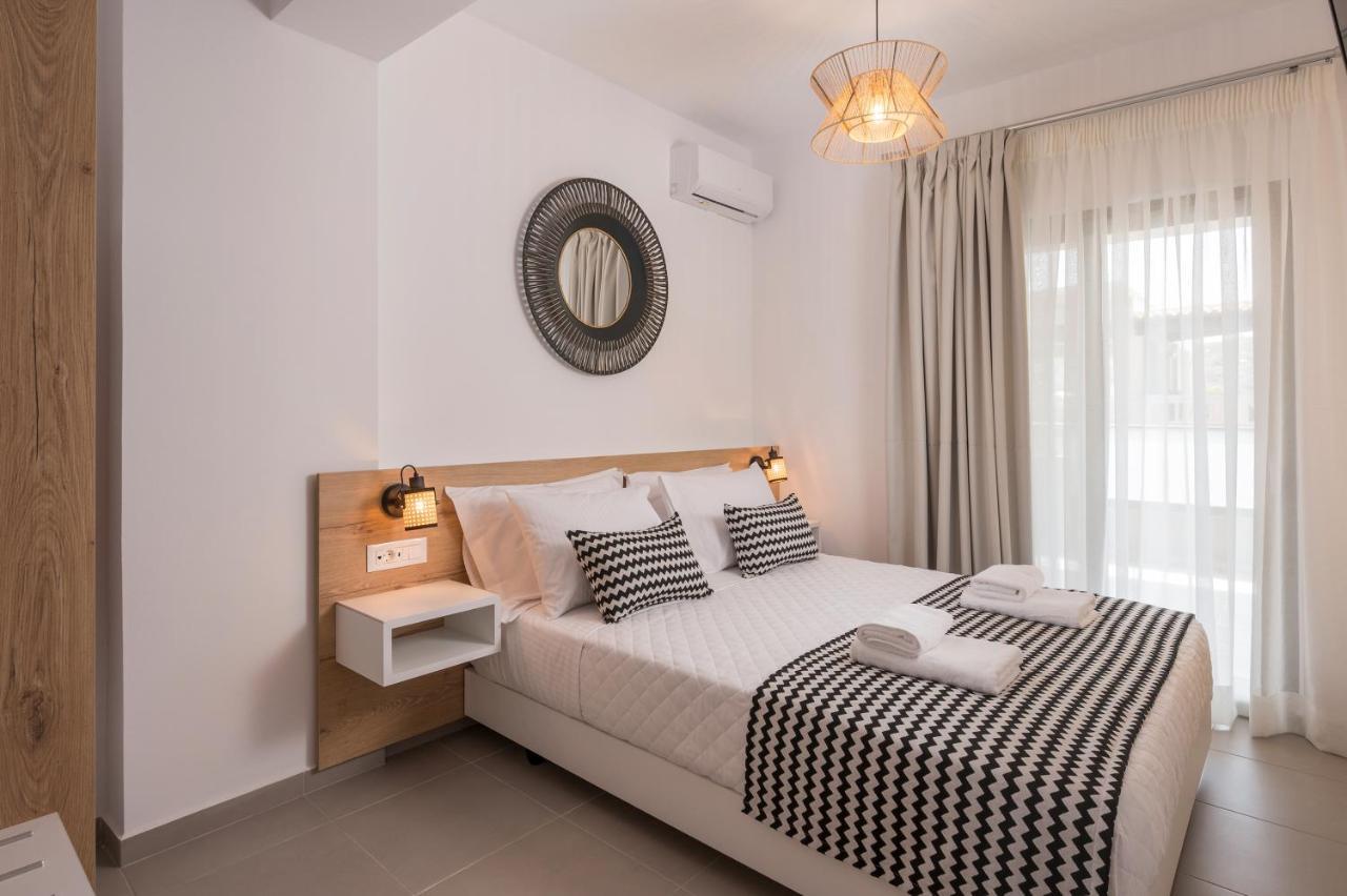קיסאמוס Indigo Blue Seaside Deluxe Apartments מראה חיצוני תמונה