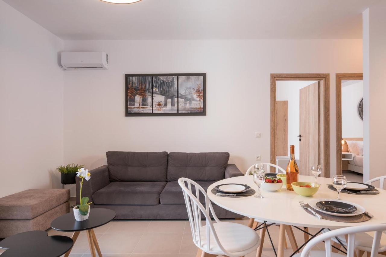 קיסאמוס Indigo Blue Seaside Deluxe Apartments מראה חיצוני תמונה