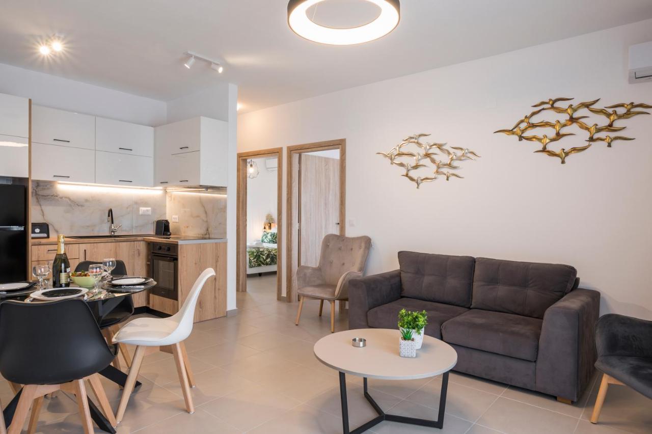 קיסאמוס Indigo Blue Seaside Deluxe Apartments מראה חיצוני תמונה