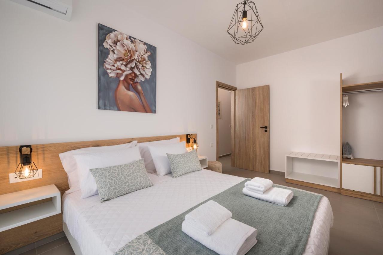 קיסאמוס Indigo Blue Seaside Deluxe Apartments מראה חיצוני תמונה