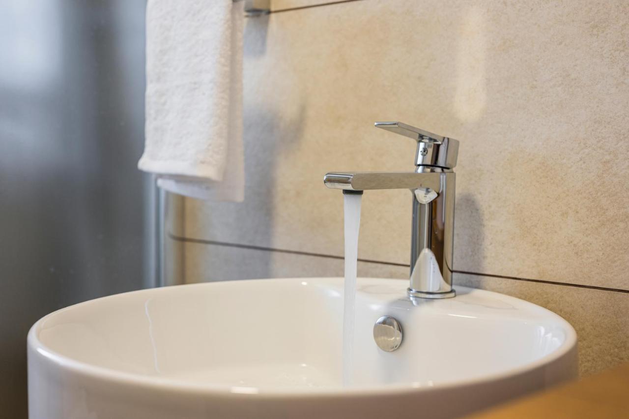 קיסאמוס Indigo Blue Seaside Deluxe Apartments מראה חיצוני תמונה